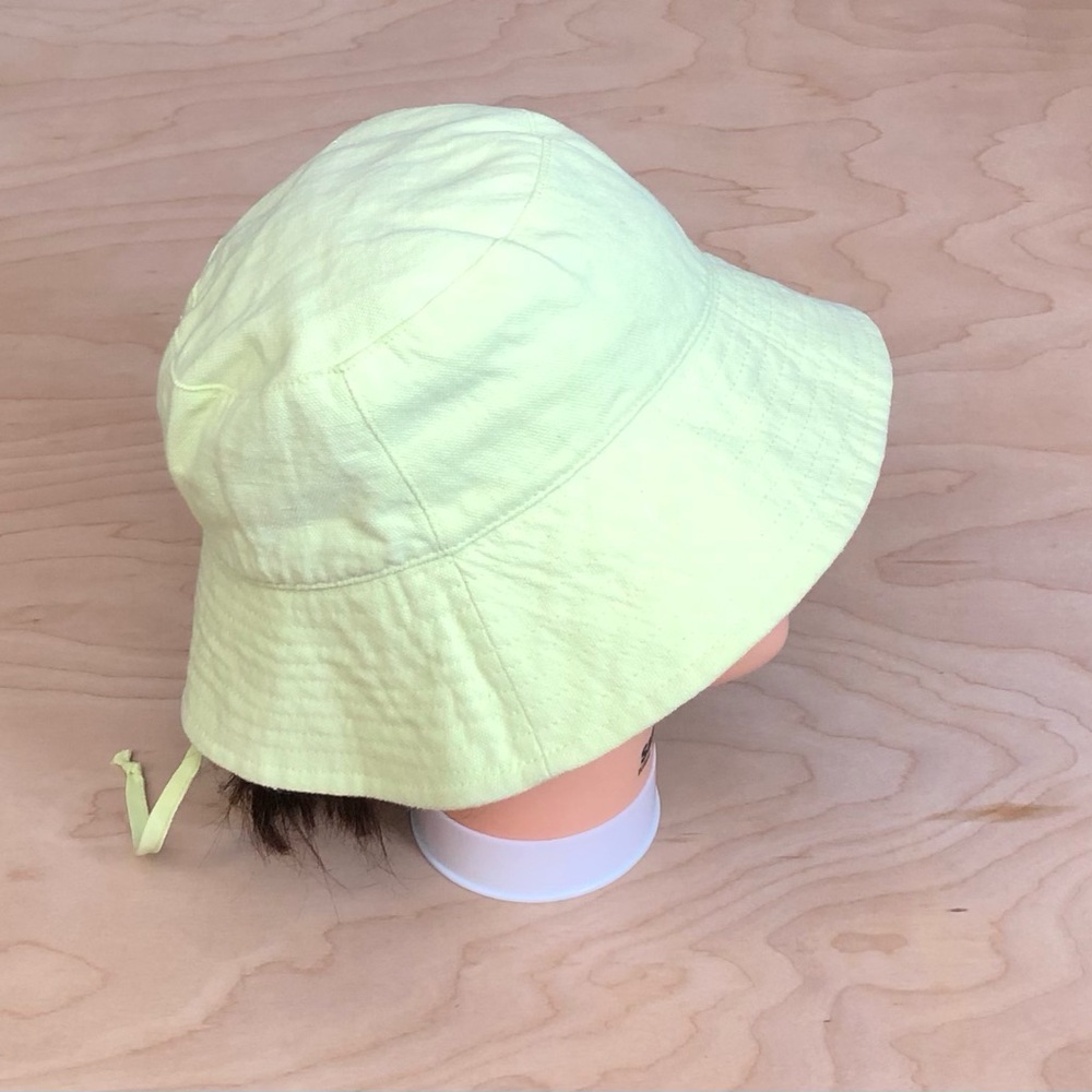 Universal Thread Summer Bucket Hat Green with Adjustable Ties Womens One Size.